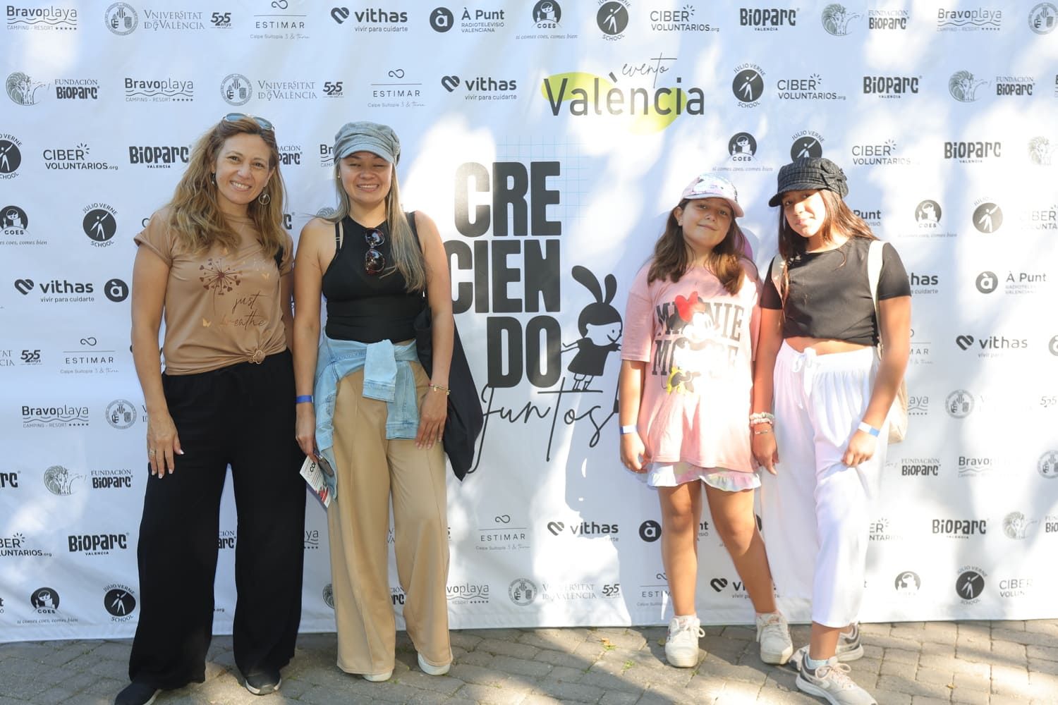 'Creciendo Juntos' en Bioparc València: photocall de todos los asistentes