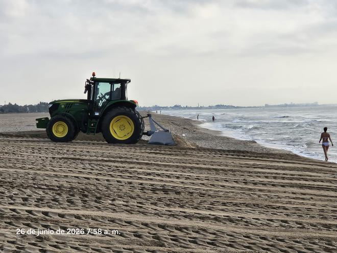 Playas de Sagunt: Comienza la eliminación de los altos escalones que complicaban el acceso