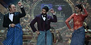 Kevin Spacey balla a l’estil Bollywood