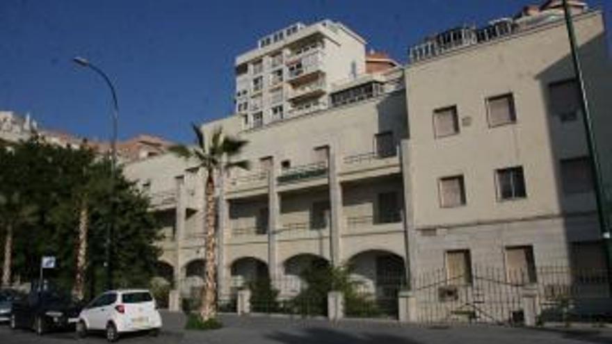 Edificio del Gobierno Militar en el Paseo de la Farola