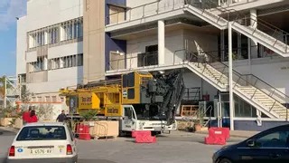 El Puerto de Alicante insta al Ayuntamiento a que «se abstenga» de dar licencias en su suelo