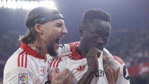 El Sevilla logró un triunfo vital ante un Atlético de Madrid plagado de suplentes