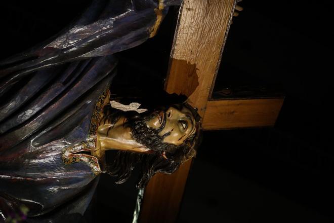 La Procesión de la Hermandad de Jesús en su Tercera Caída de Zamora, en imágenes