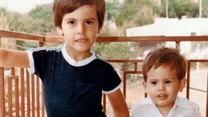 Els germans David i Jose Muñoz, en la seva més tendra infància. | JORDI OTIX