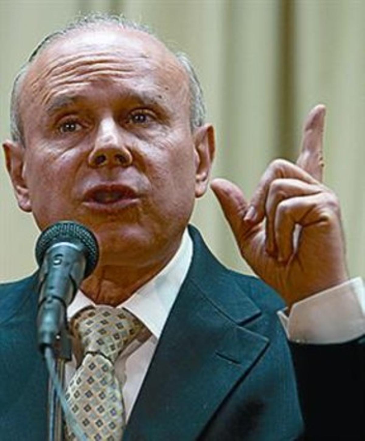 Guido Mantega. Guido Mantega.