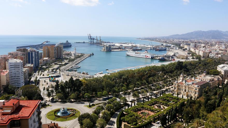 Málaga recibe el premio a la ciudad más sostenible por la Fundación Fórum Ambiental