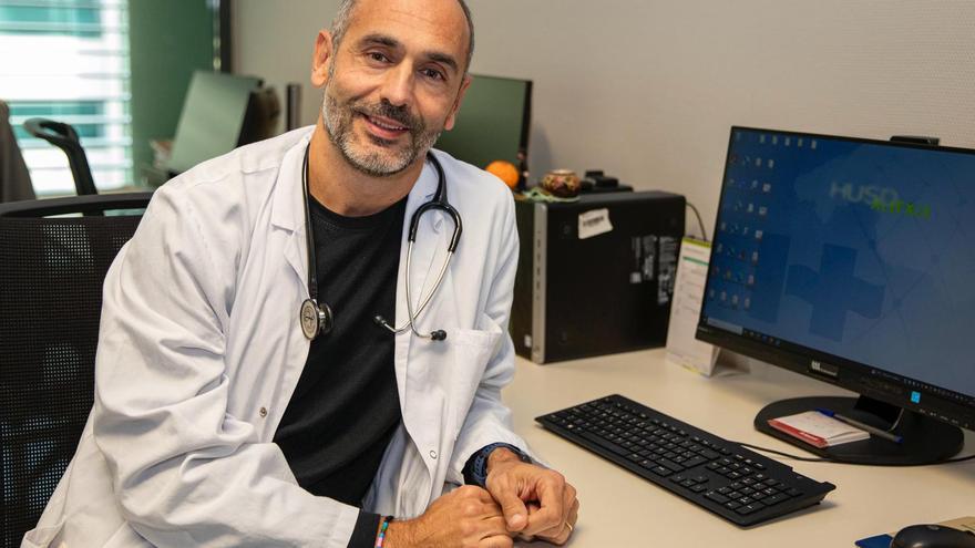 Pablo Luna Fra, oncólogo en Son Espases: "La mayoría de tumores de páncreas se diagnostican cuando ya no se pueden operar"