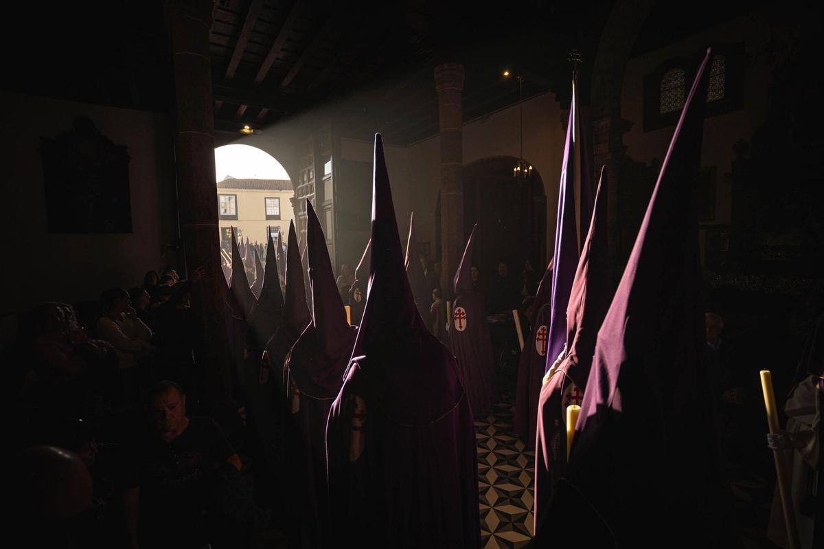 La Laguna se impregna de religiosidad en el Jueves Santo