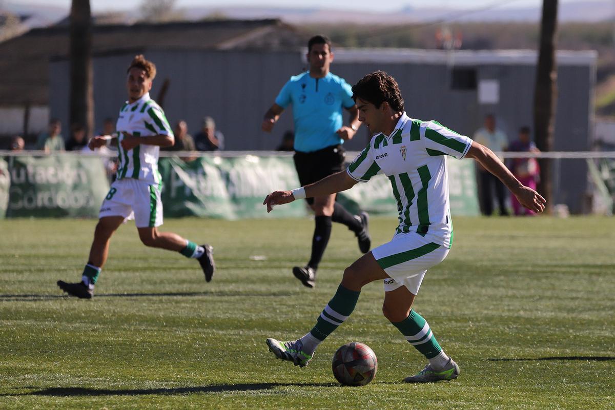 Córdoba CF B - La Palma: el partido de Tercera, en imágenes