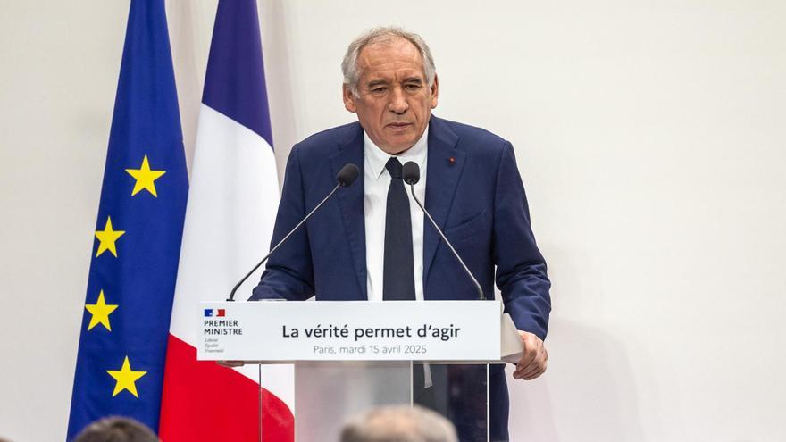 El primer ministro francés, François Bayrou, en la rueda de prensa ofrecida este martes en París.