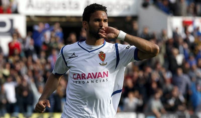 Fotogalería del partido del Real Zaragoza contra el Alcorcón