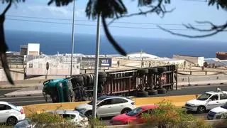 Rutas alternativas por el colapso de la TF-5: cómo entrar a Santa Cruz tras el corte de Chamberí