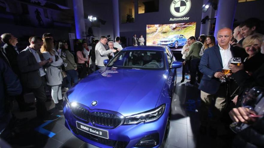 Presentación del nuevo BMW Serie 3 en el concesionario de BMW Automotor Premium de la Avenida Velázquez.