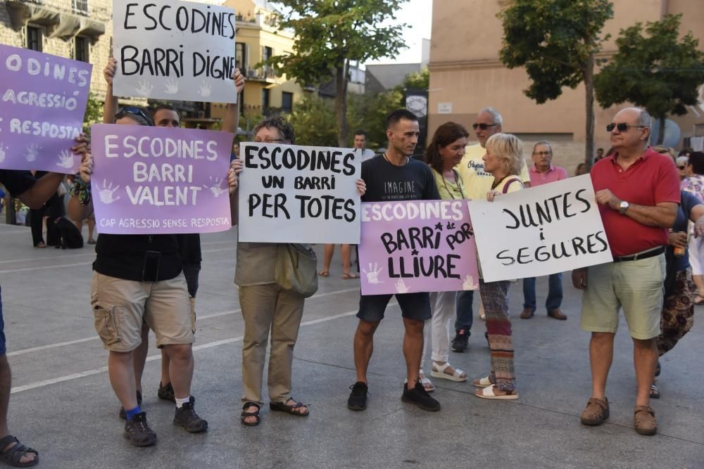 Manifestació a Manresa en contra de la violació d'