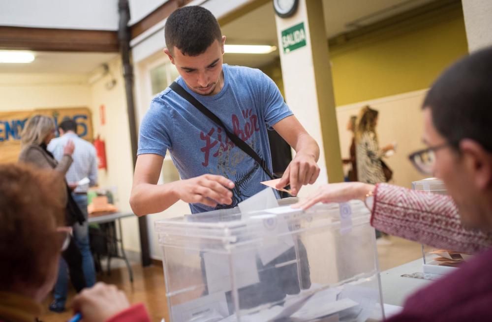 La jornada electoral del 10N en Tenerife