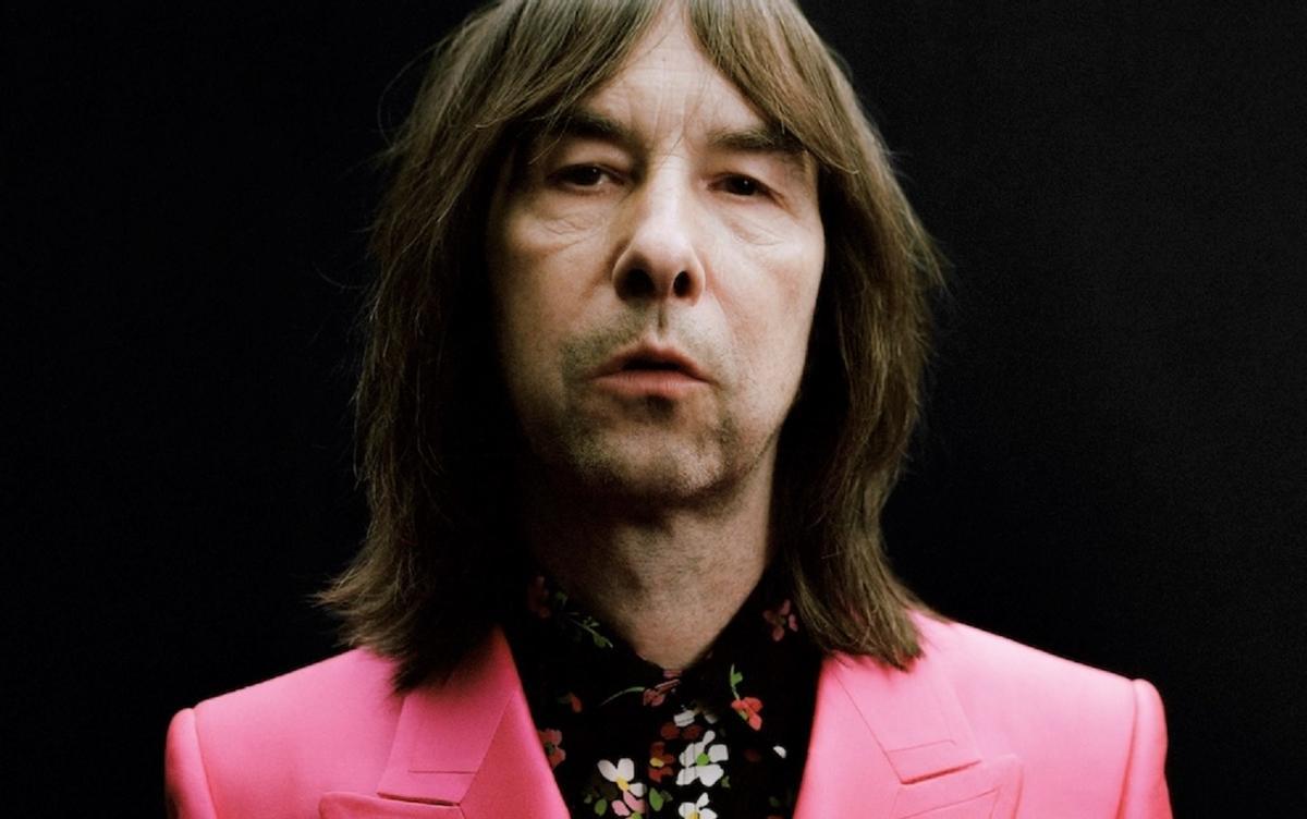 El cantante de Primal Scream,Boby Gillespie.