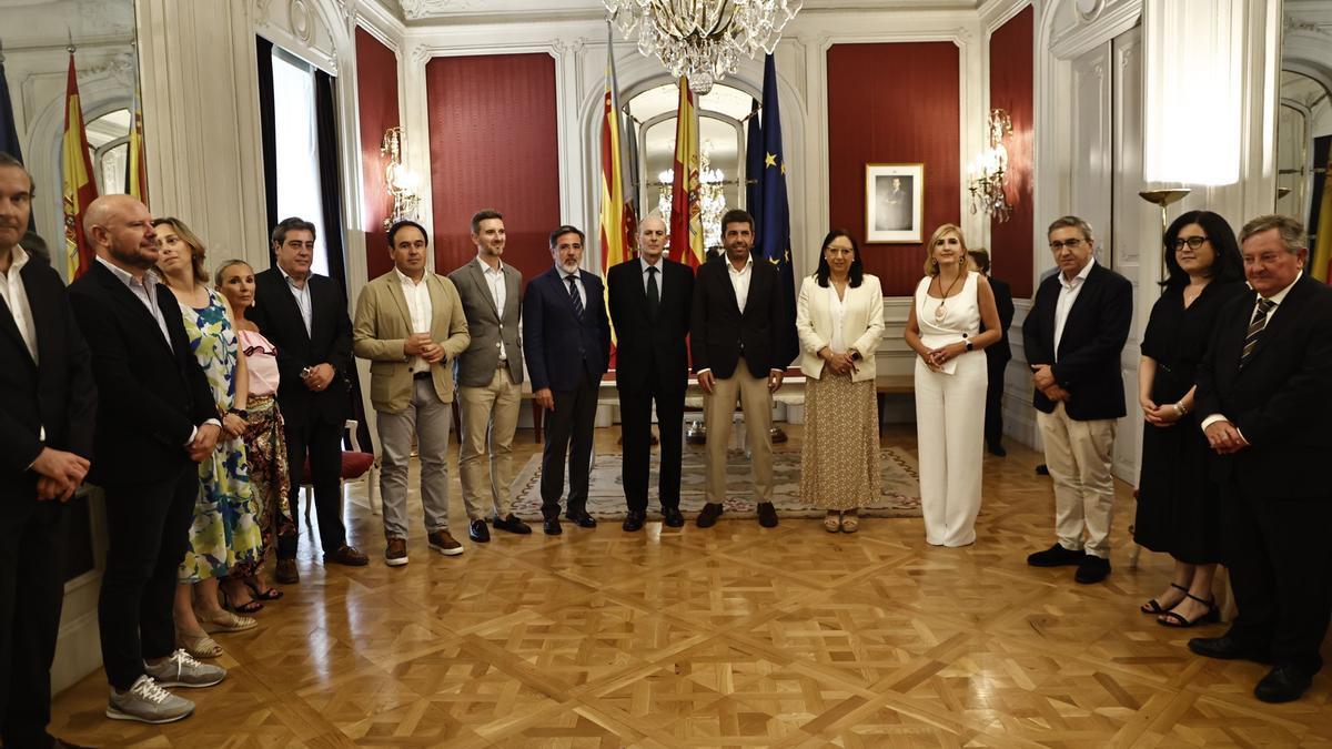 Toma de posesión de Eduardo Beut como director de la Agència Valenciana Antifrau en el Salón de los Espejos de las Corts Valencianes