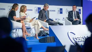 Los aranceles ya frenan inversiones, paran pedidos y provocan subidas de precios