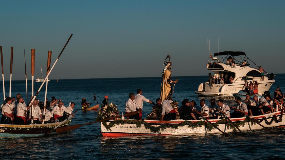 Procesión de la Virgen del Carmen en Huelin.