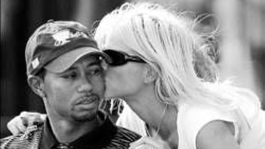 Tiger Woods: EL GOLFISTA OBTIENE EL DIVORCIO