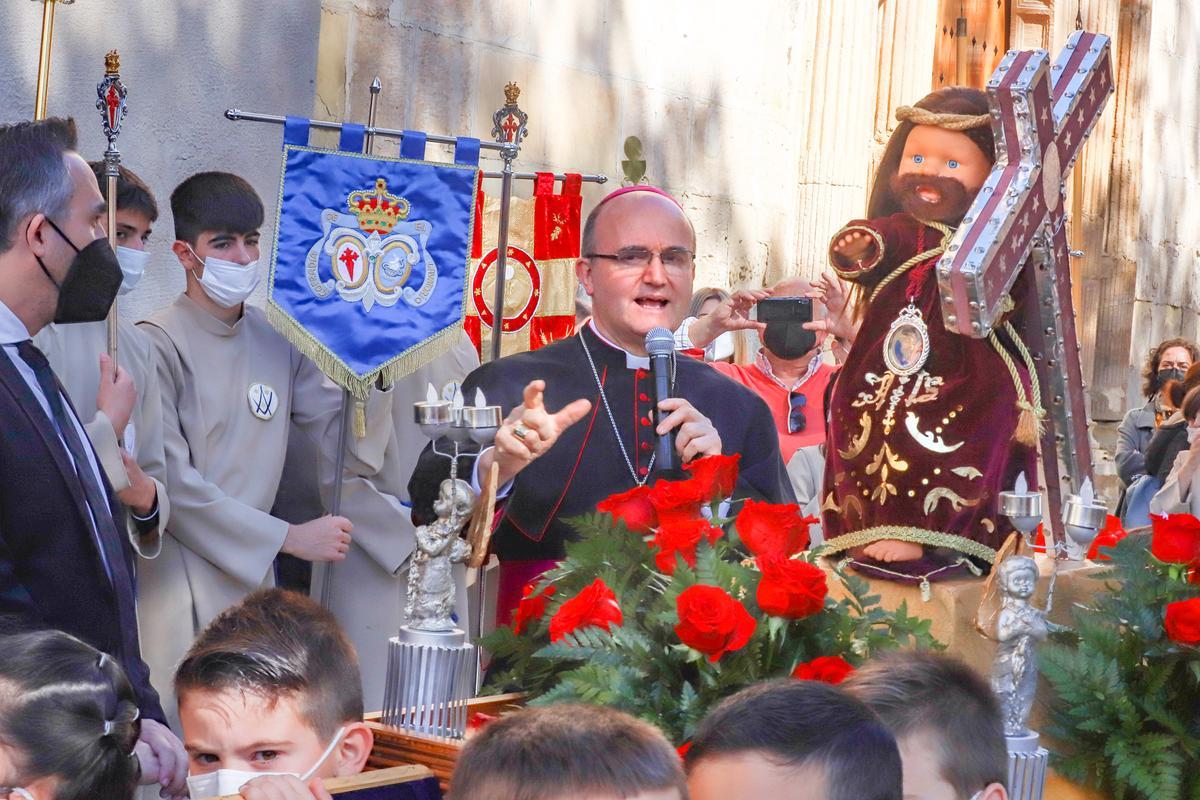 Procesión de los alumnos del colegio Nuestra Señora del Carmen de Orihuela