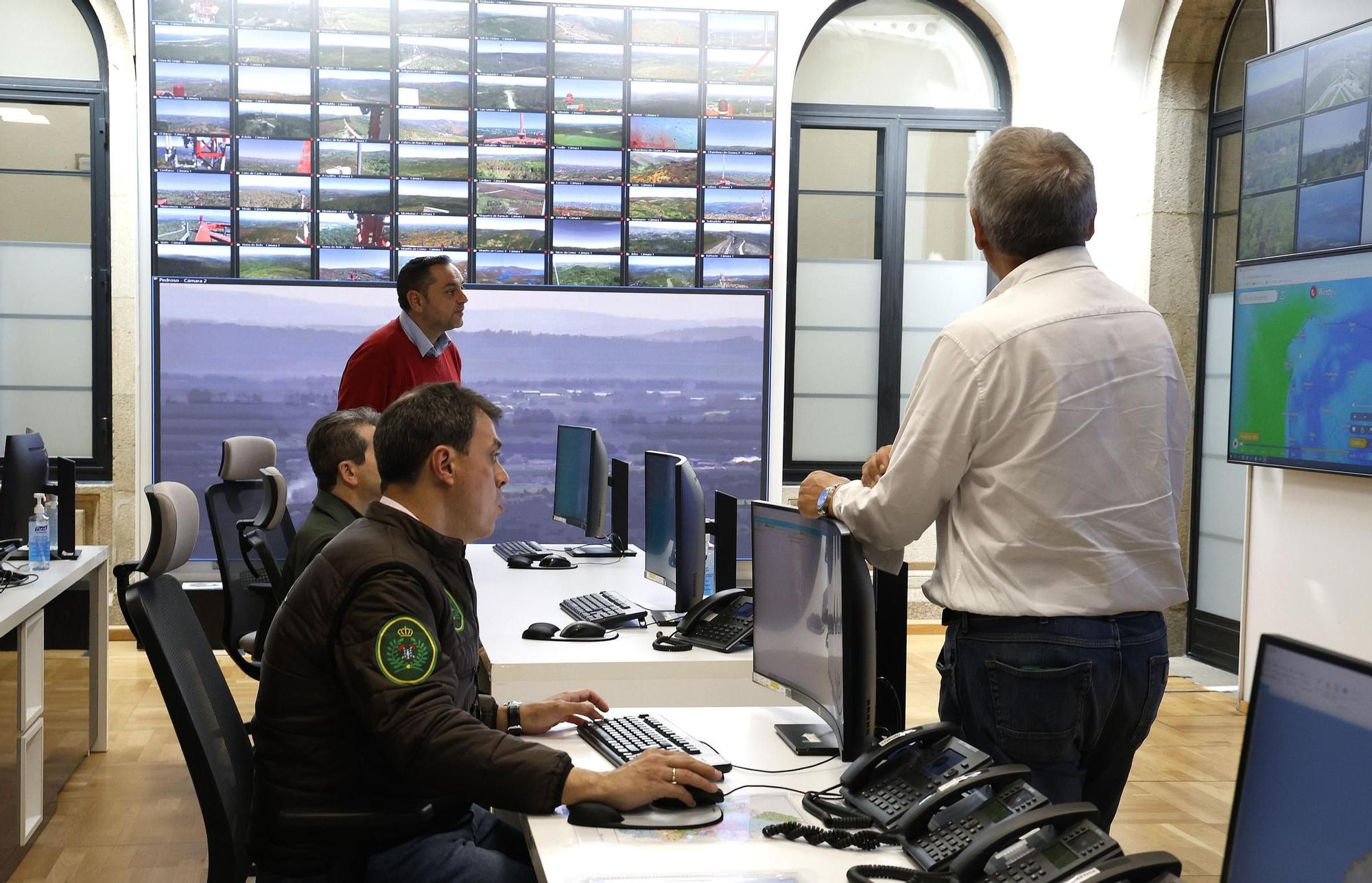 VISITA DE EL CORREO GALLEGO AL CENTRO DE COORDINACION DE INCENDIOS FORESTAIS DE GALICIA