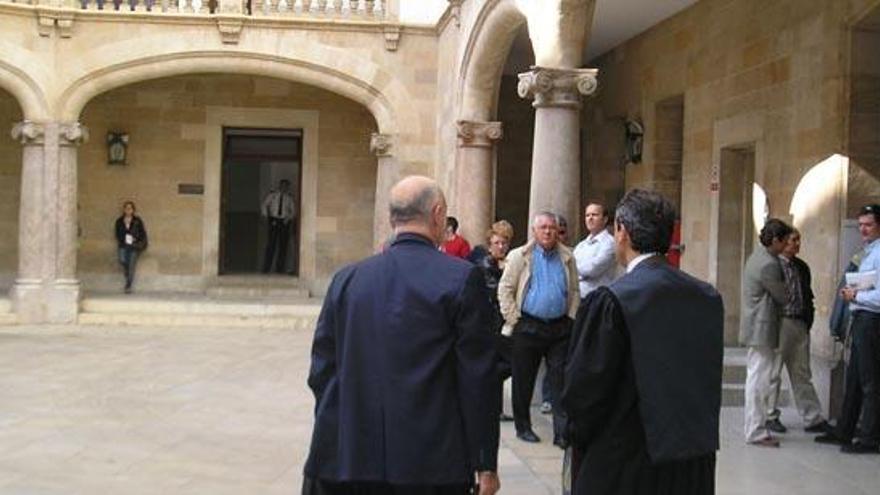 Patio de la Audiencia de Palma de Mallorca.