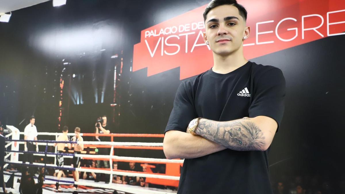 Rafa Lozano Jr. en el Palacio de Deportes Vista Alegre.