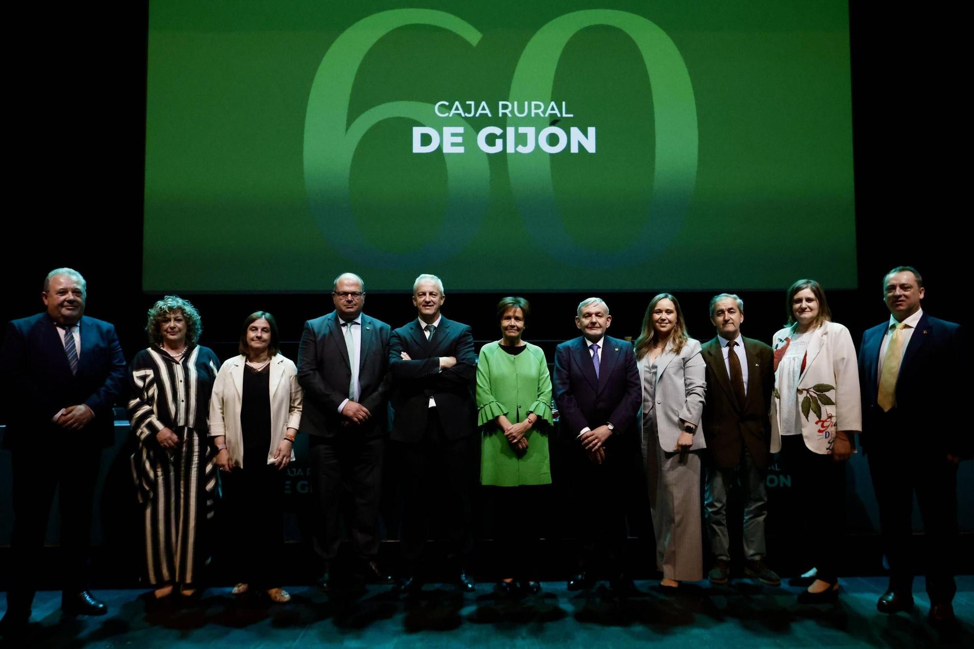 La celebración de los 60 años de Caja Rural de Gijón, en imágenes