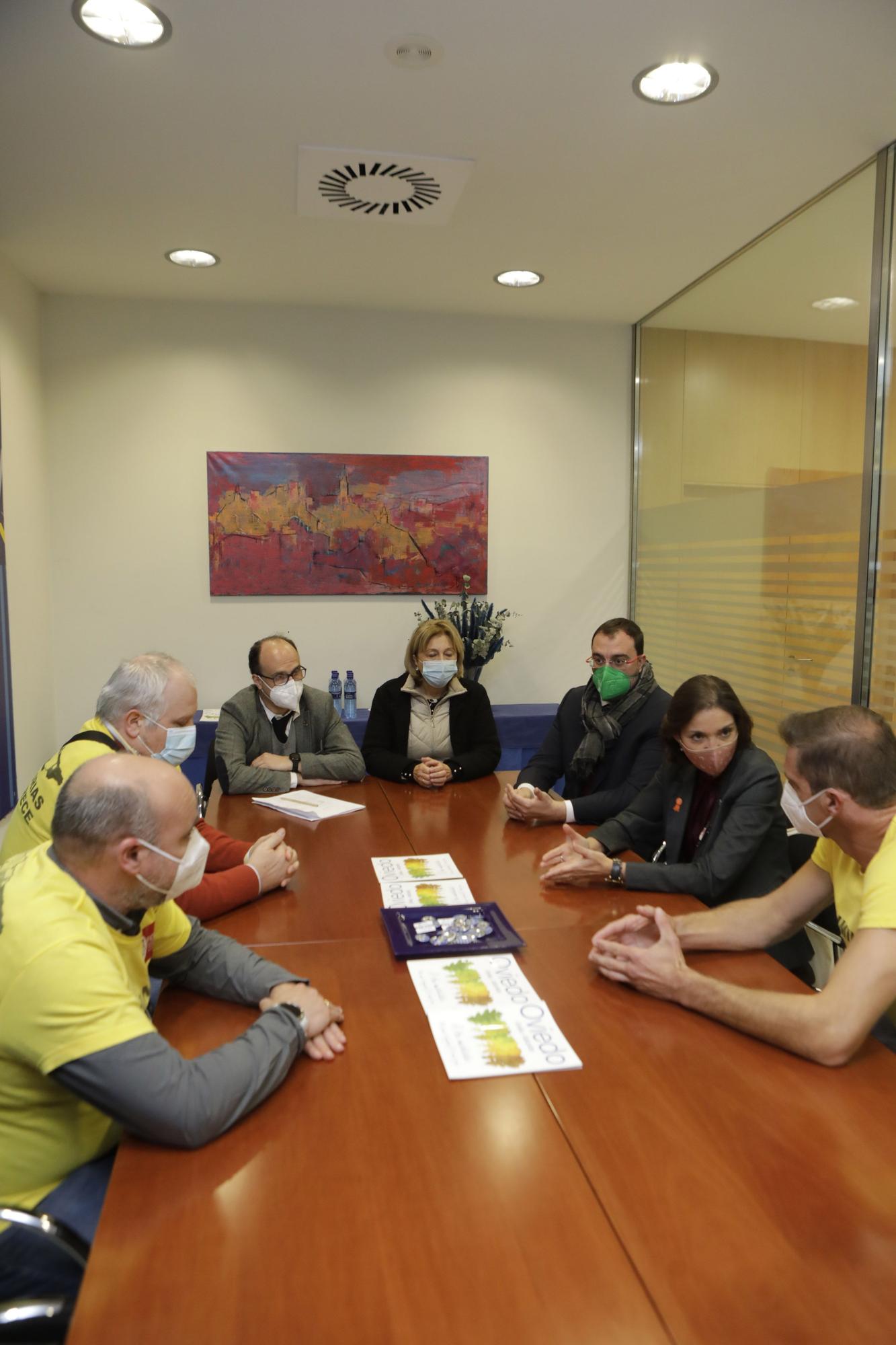 Los trabajadores de Alu Ibérica interpelan a la Ministra Maroto en Oviedo