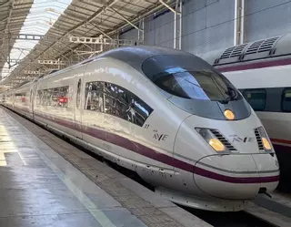 Suspendida la circulación trenes de Alta Velocidad de Málaga, Granada y Almería por un incendio