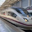Archivo - Tren AVE de Renfe.