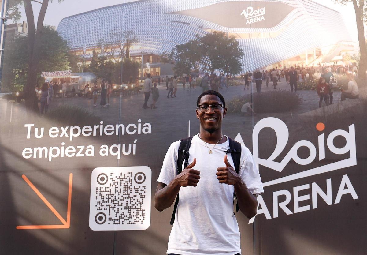 Omari Moore seguirá en València