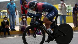 Carapaz, durante la crono de Quito