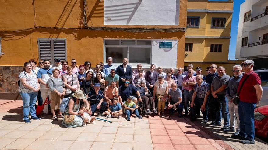 Gáldar inaugura en Barrial los pasajes Juan del Rosario y Francisco Padrón Silva