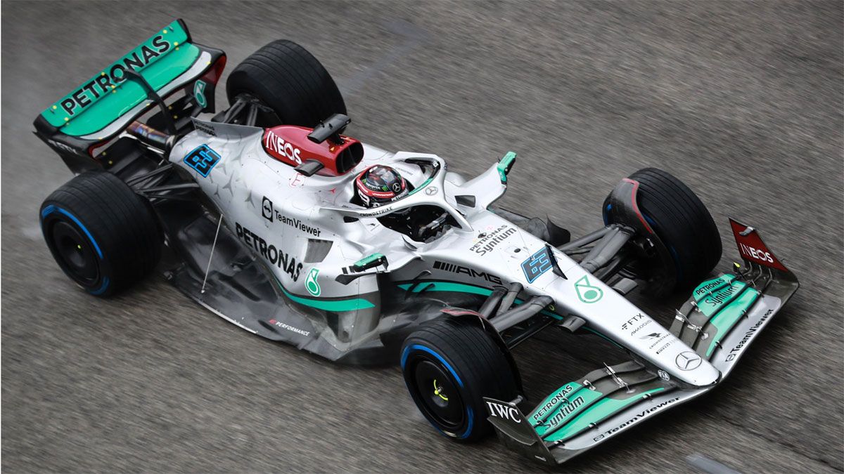 Russell (Mercedes), durante los primeros libres de Imola