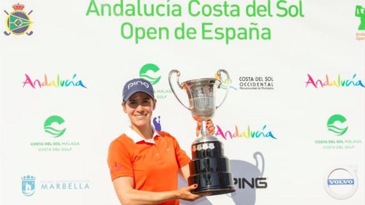 Azahara Muñoz, feliz con su segundo Open de España consecutivo