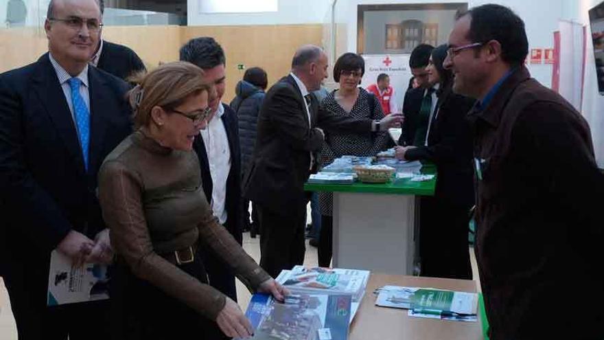 Martín Pozo visita el estand de CEOE-Cepyme.