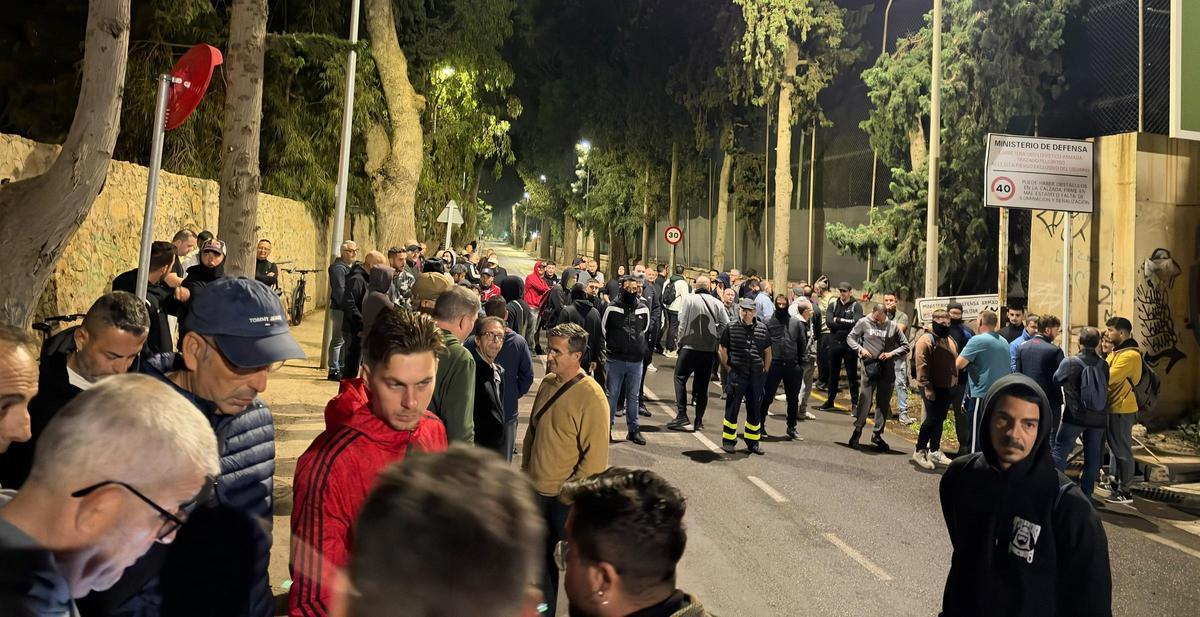 Piquetes en el acceso a Navantia a primera hora de esta mañana