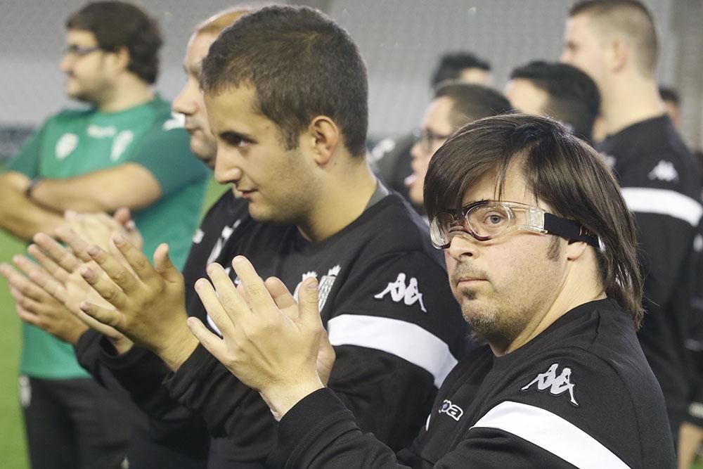 De compras en la nueva tienda del Córdoba CF