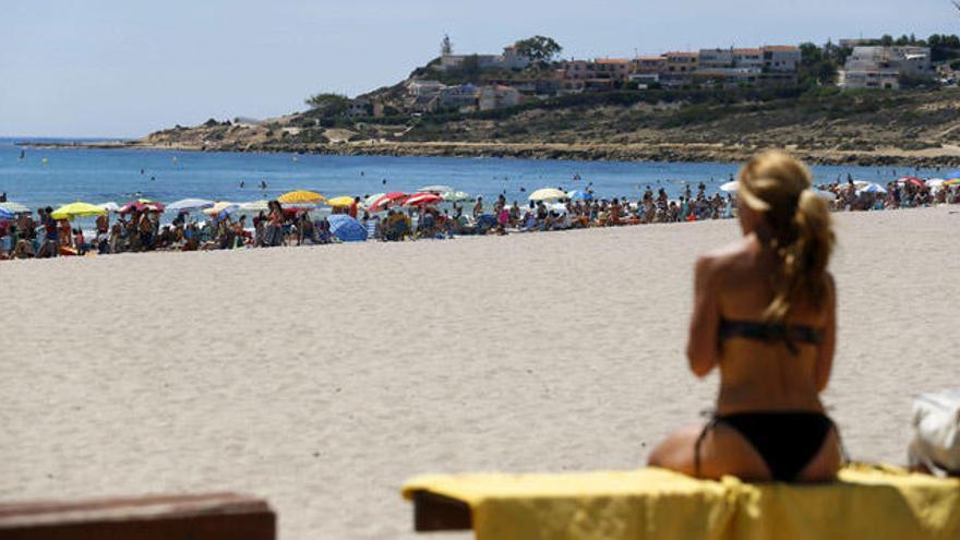 La playa de San Juan en Alicante hoy