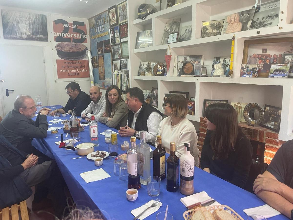 Los profesores explican la labor que prestan en el CEU para la formación de nuevos enfermeros