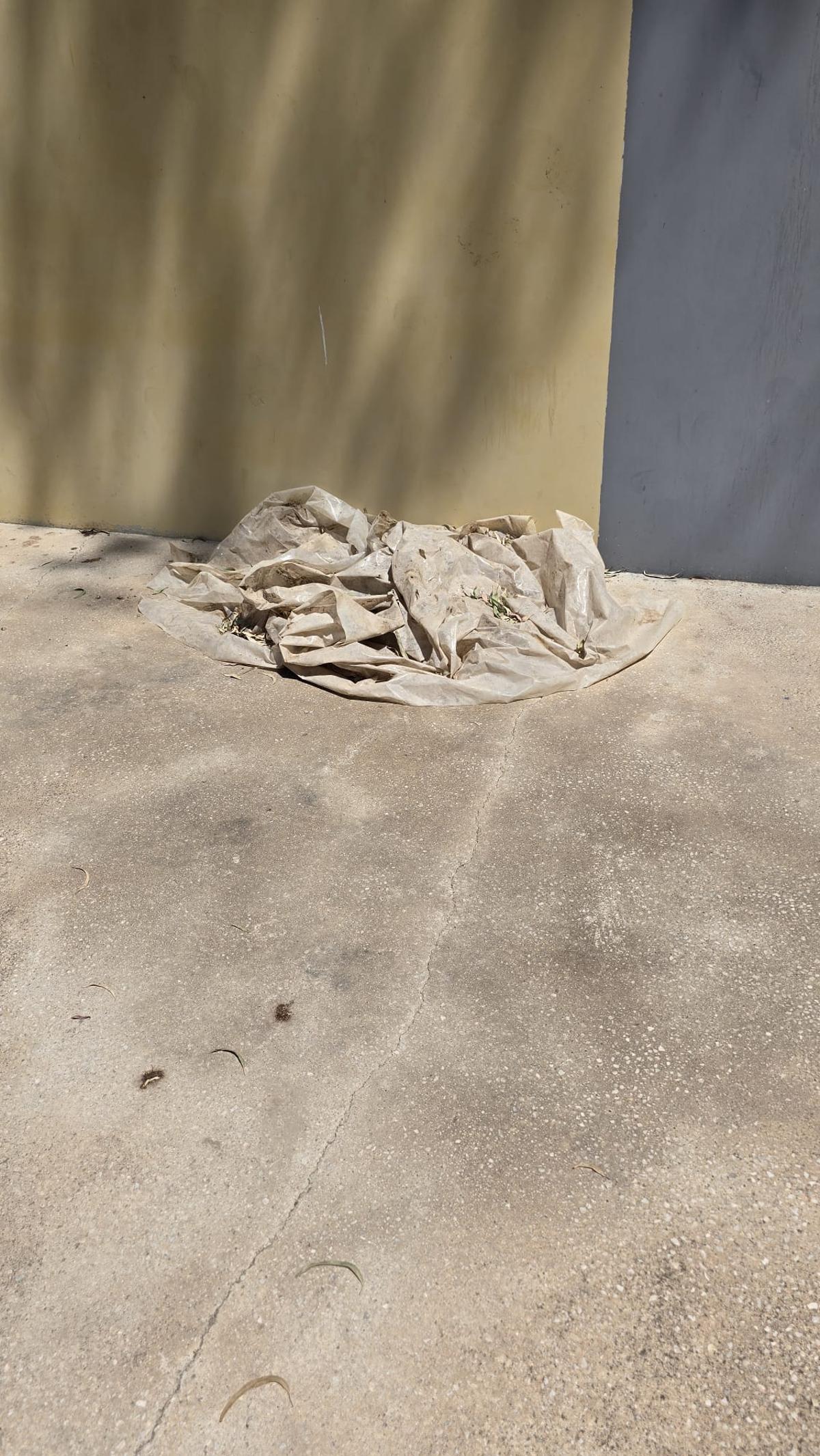 Así están las instalaciones y gradas del campo municipal de Los Arcos en Orihuela