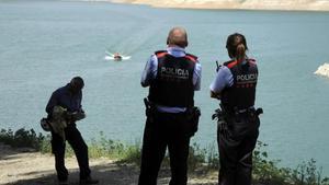 Policía en el pantano Susqueda.