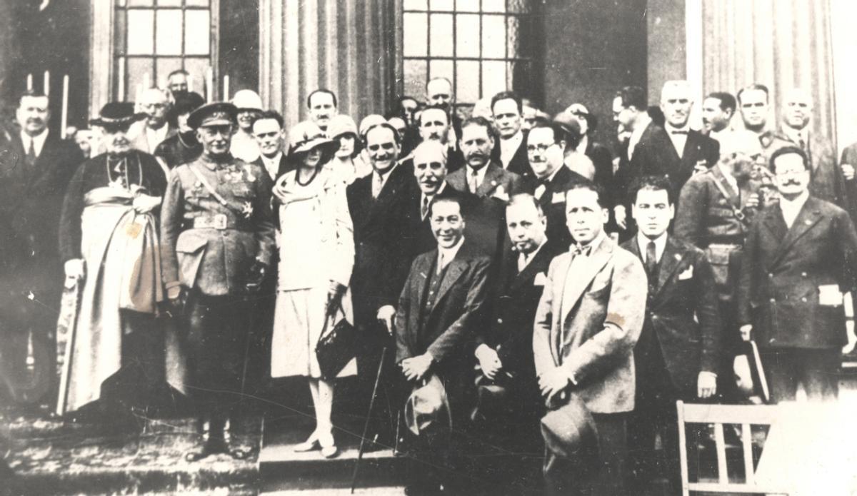 Primo de Rivera inaugura la CICER.