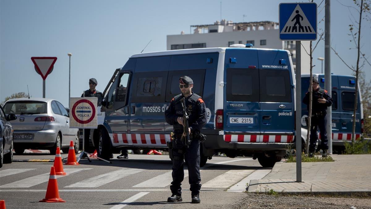 Control de los Mossos d'Esquadra entre Sabadell y Terrassa