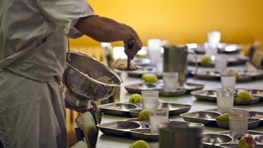 Dos niños a pan y agua por no pagar la cantina escolar