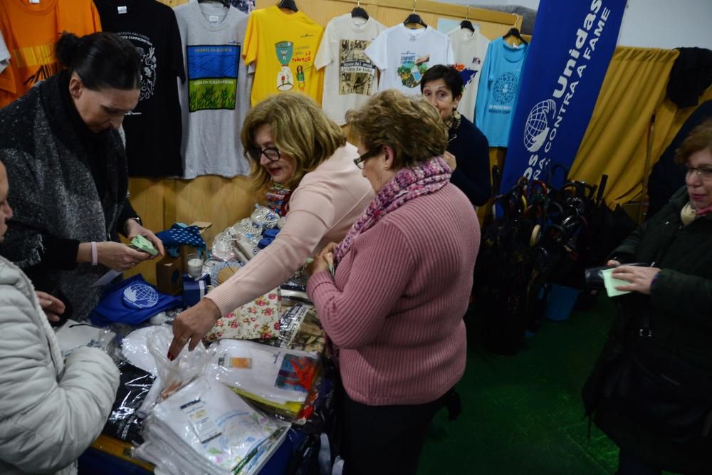 Cangas inicial la campaña a favor de Manos Unidas con una sopa solidaria.