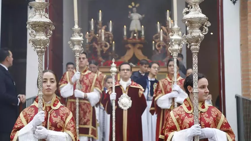 Huerta de la Reina vive con intensidad la procesión del Dulce Nombre de Jesús