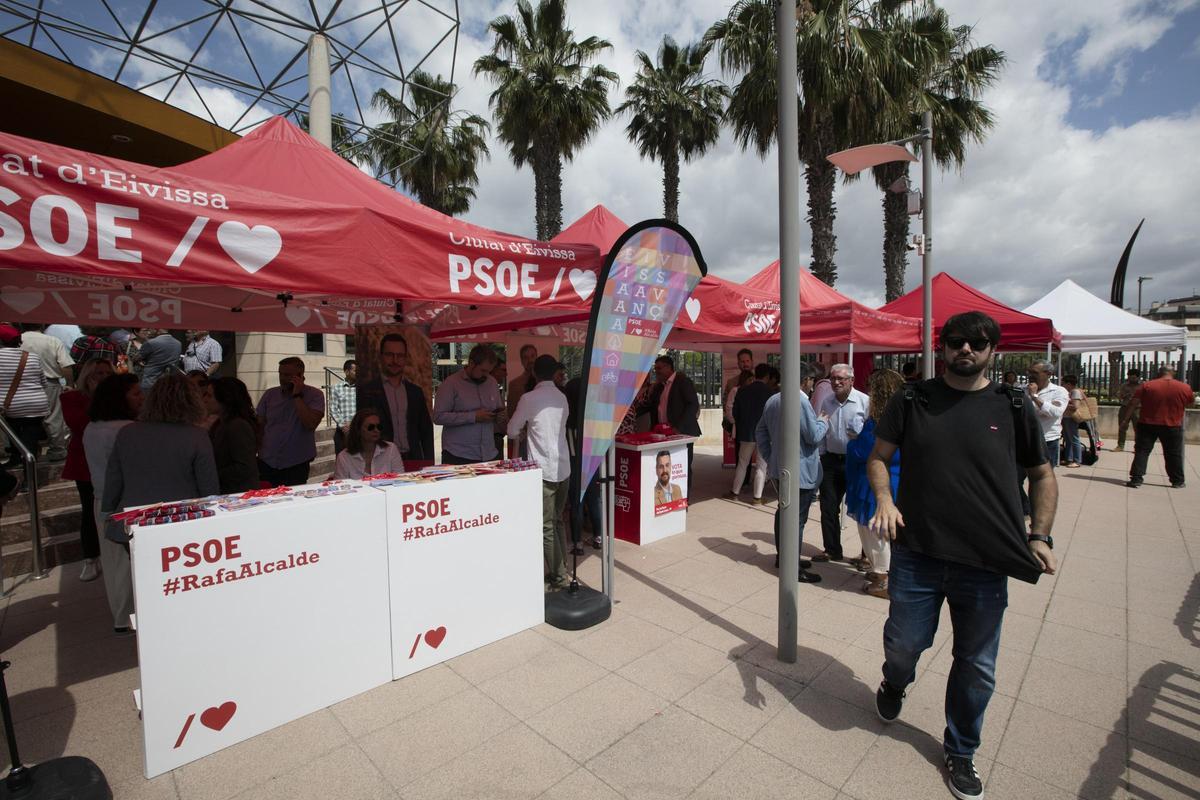 Todas las imágenes de Pedro Sánchez en Ibiza